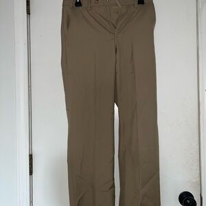 Classic Men's Khaki Chinos